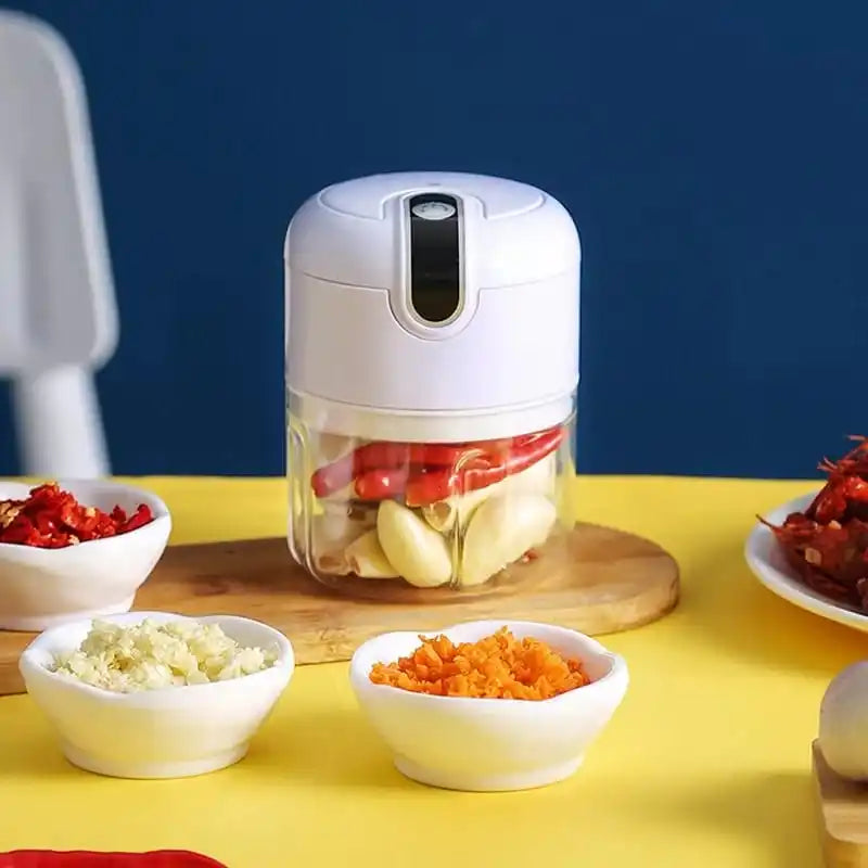 DAFUSHOP Mini Processador Elétrico de Alimentos Portátil 3 lâminas de aço inox 250 ml Bivolt Utensílio de cozinha ENVIO RÁPIDO